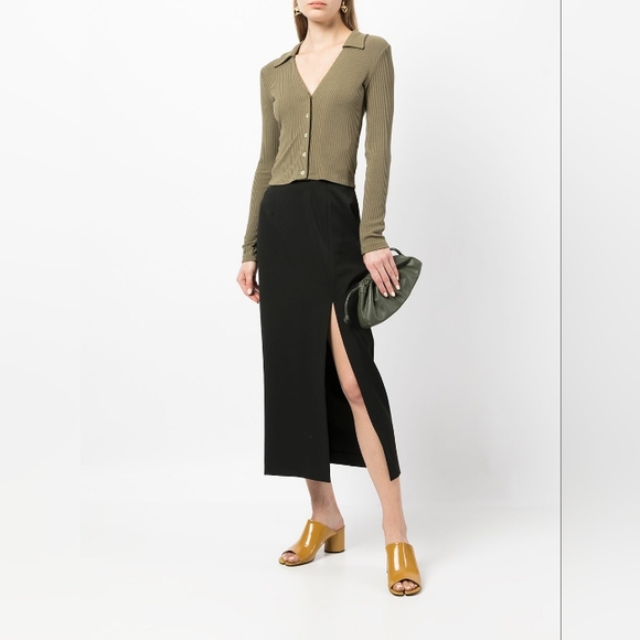 Pencil Skirt Side Slit Sm by: Micas - Picture 2 of 5